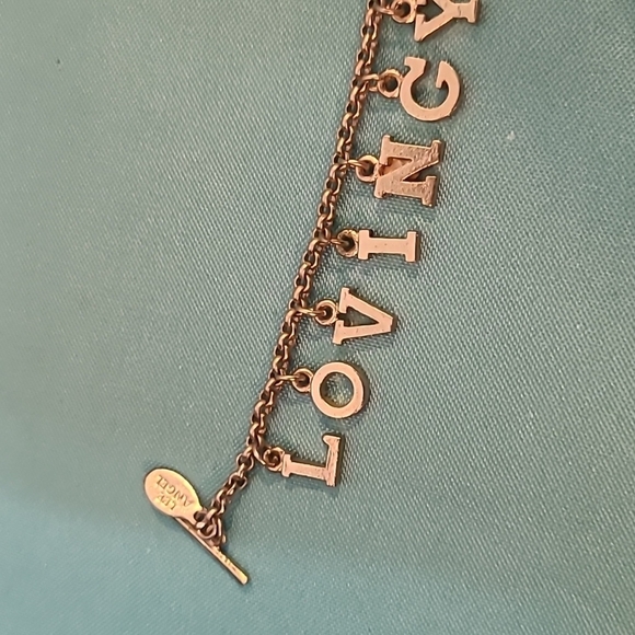 2 bracelets - Picture 4 of 8